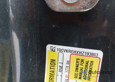 2017 Chevrolet Silverado 1500 1Lt из США, поврежденный, VIN 1GCVKREHXHZ193803